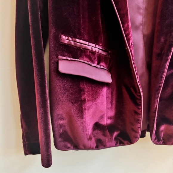 FATE Burgundy Red Velvet Luxe Notched Lapel One Button Blazer Womens Size S - Picture 6 of 14